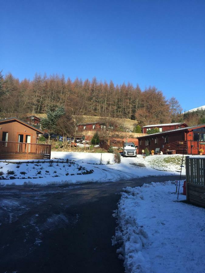 Lewis Lodge Perth Eksteriør billede