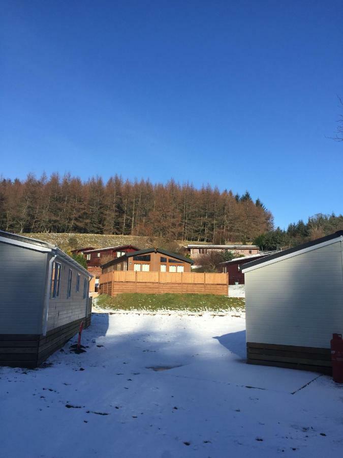 Lewis Lodge Perth Eksteriør billede